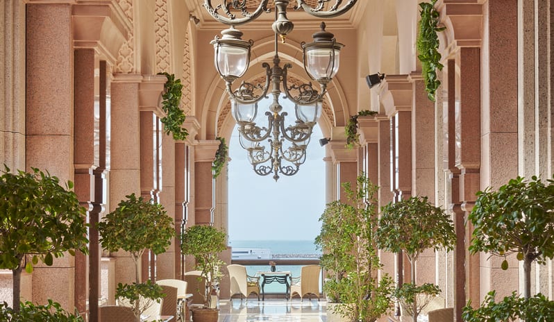 Emirates Palace Mandarin Oriental - Le Vendome outdoor terrace